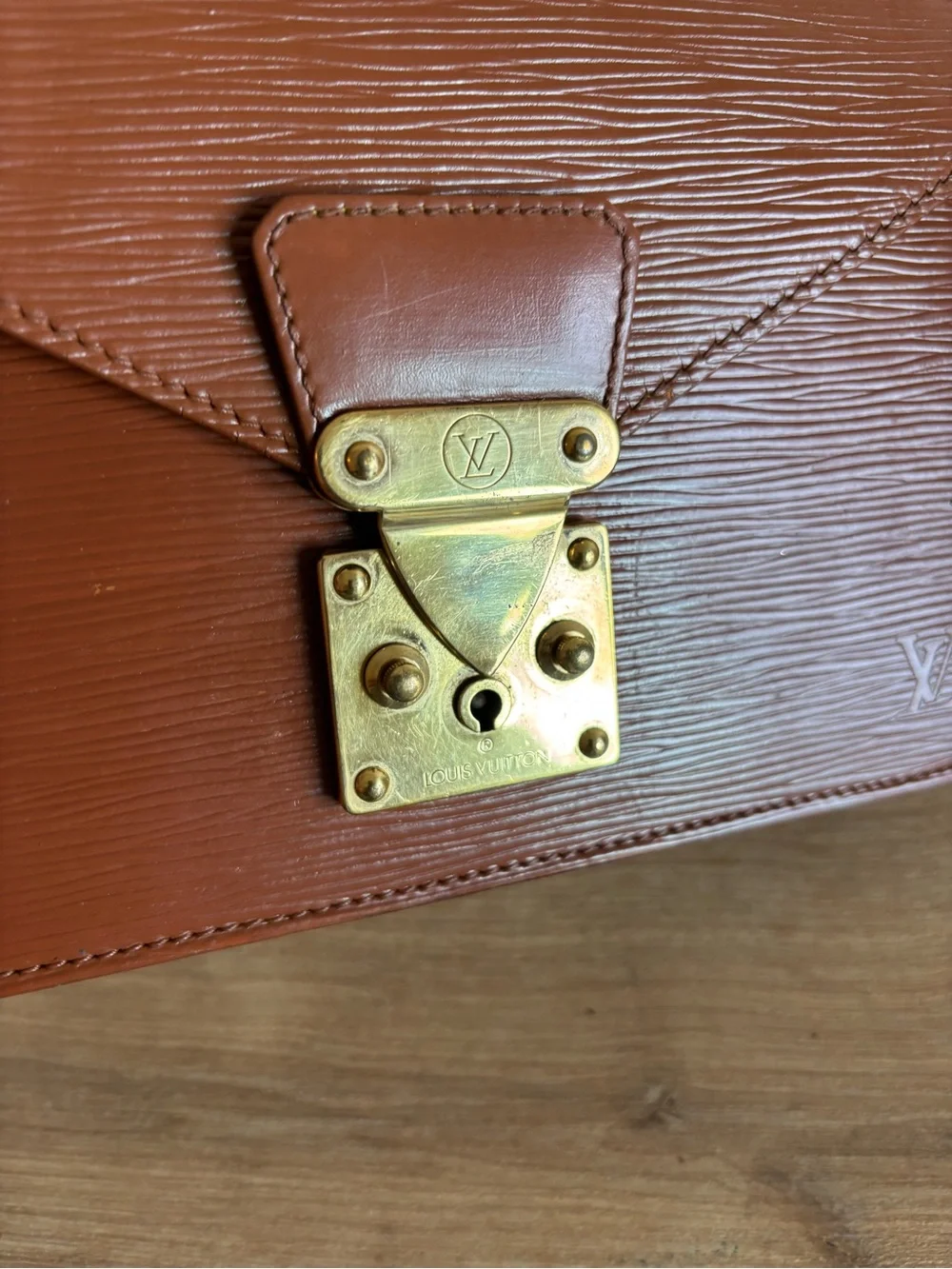 Louis Vuitton Tan Epi Leather Men's Pouch with Gold-Tone Lock